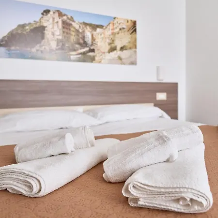 Firmafede 招待所 萨尔扎纳